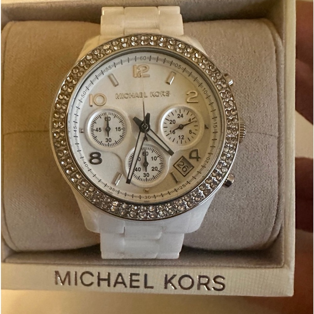 NWOT Michael Kors Watch White MK5188